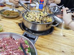 -大眼强五杯鹅·桑拿鸡煲