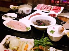 -小天鹅火锅·一线江景洪鼎旗舰店(洪崖洞店)