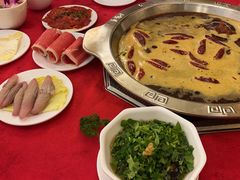 -山城年华老火锅(玉林店)