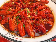 -小鳌陪你小排档·四季小龙虾·田鸡·宵夜(中央第五街店)