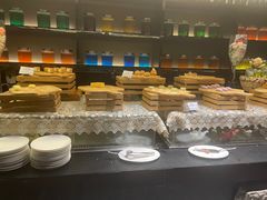 -唐拉雅秀酒店-西锦汇空中BBQ·思创餐厅