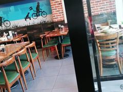 大堂-李先生牛肉面大王(站北广场店)