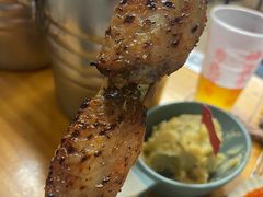 招牌秘烤鸡翅-炒豆合作社(东四总店)