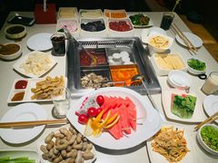 -海底捞火锅鲜切牛肉主题店(长寿路店)