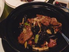 金针云耳牛腱煲-金轩中餐厅 Jin Xuan(浦东丽思卡尔顿酒店)