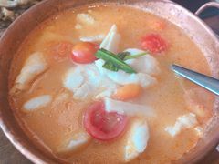 版纳野果酸汤鱼-云海肴·汽锅鸡·云南菜(苏州中心店)