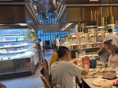 -吉布鲁牛排海鲜自助(假日国际店)