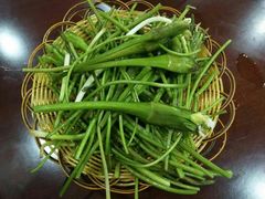 -菌之家·专业纯野生菌火锅·特色炒菌