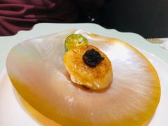 黑松露煎元贝-闻见中国海南菜(K11店)