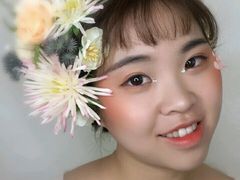 -金夫人化妆摄影职业培训学校