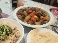 -汗腾格里·风味餐厅(新疆驻京办店)