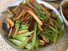 -迪卡侬(土桥店)