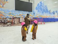 -乔波室内滑雪场