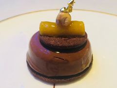 -迪拜帆船酒店海底餐厅