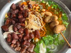 -老五鸡丝豆花面粉(瑞金北路68号院店)