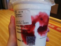 小雪荔枝纳瑞冰-瑞幸咖啡(临海市银泰城店)