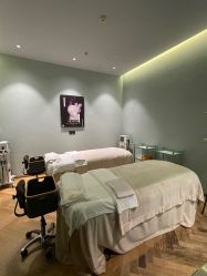 -花隐·美芙炫海菲秀皮肤管理中心