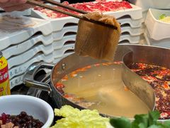 -来龍儿鲜切牛肉自助老火锅