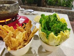 -墨脱石锅椰子鸡•香草鸭•东山羊(大东海店)