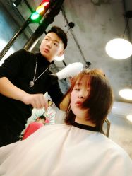 -A  Hair Salon