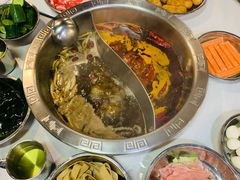 -憨铁匠老火锅(龙岗万科里店)