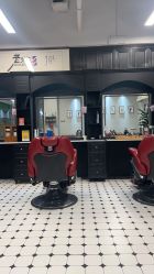 -老男孩男士理容馆·理发·烫染·修面