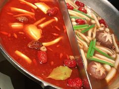 -湊湊火锅·茶憩(新中关购物中心店)