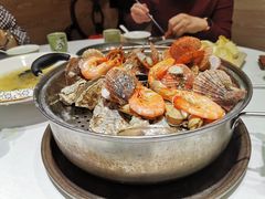 -老船夫婚宴婚庆会馆(延吉路店)