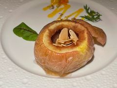 红酒炖苹果-波特曼西餐厅(中央大街店)