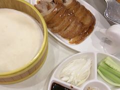 -鑫巴蜀小镇 · 水煮鱼专研店(玉桥店)