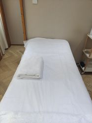 -HEYAN荷妍专业脱毛连锁机构