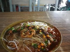 -平安桥张氏肥肠粉