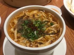 酸辣汤-鼎泰丰(德基广场店)