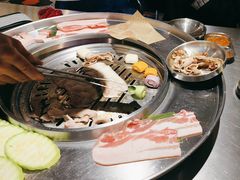-哈哈碳都·牛肋条无限自助烤肉(宝龙店)