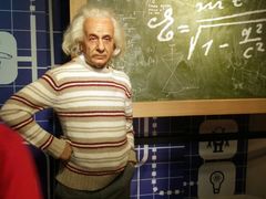 -曼谷杜莎夫人蜡像馆