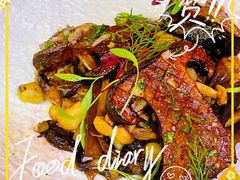 -LESCEDARS Brasserie Bistro香柏树