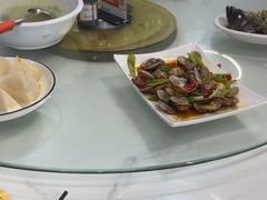 -四川小胡子海鲜(丁村万人海鲜广场店)