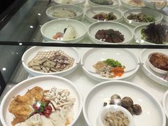 -亭下湖饭店(康岭店)