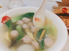生汆丸子汤-子午路张记肉夹馍(小寨西路店)