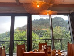 -芳草地度假酒店·野炉中餐厅