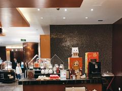 -岷山饭店-芝芝自助餐厅