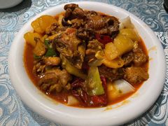 新疆大盘鸡-巴扎美食·新疆菜·西域歌舞表演餐厅(新疆大厦店)