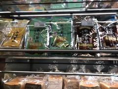 -绿叶子超市(公园大道店)