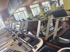 -英特健身俱乐部