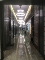 -AKOZO Beauty Salon