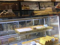 面包甜点陈列柜-彭记优口(胜利路店)