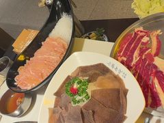 -老房老舍重庆火锅(假日城市店)