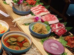 -明洞阿姨·韩式酱蟹烤肉·创意料理(三元桥店)