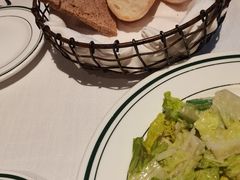 -Wolfgang’s Steakhouse 沃夫冈牛排馆(上海白玉兰广场店)