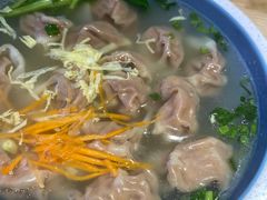 三鲜牛肉馄饨-老新隆牛肉锅贴(新街口店)